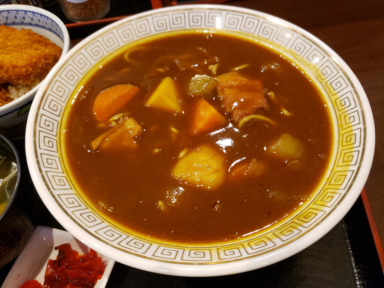 「大衆食堂 正広」カレーラーメン