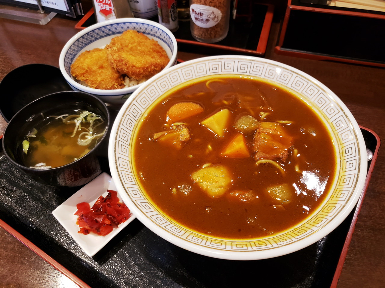 「大衆食堂 正広」カレーラーメン