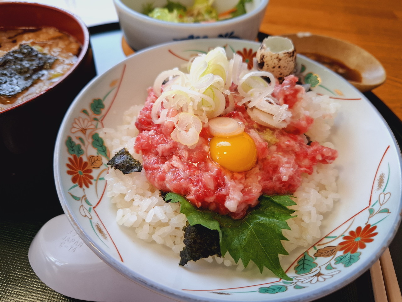 「食事処 日の出」ネギトロ丼セット