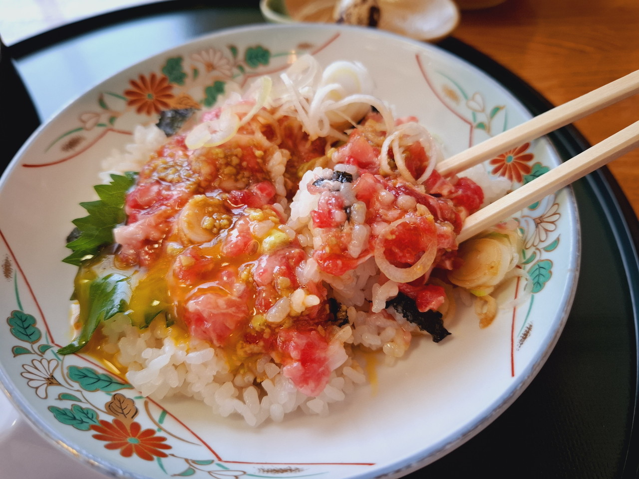 「食事処 日の出」ネギトロ丼セット