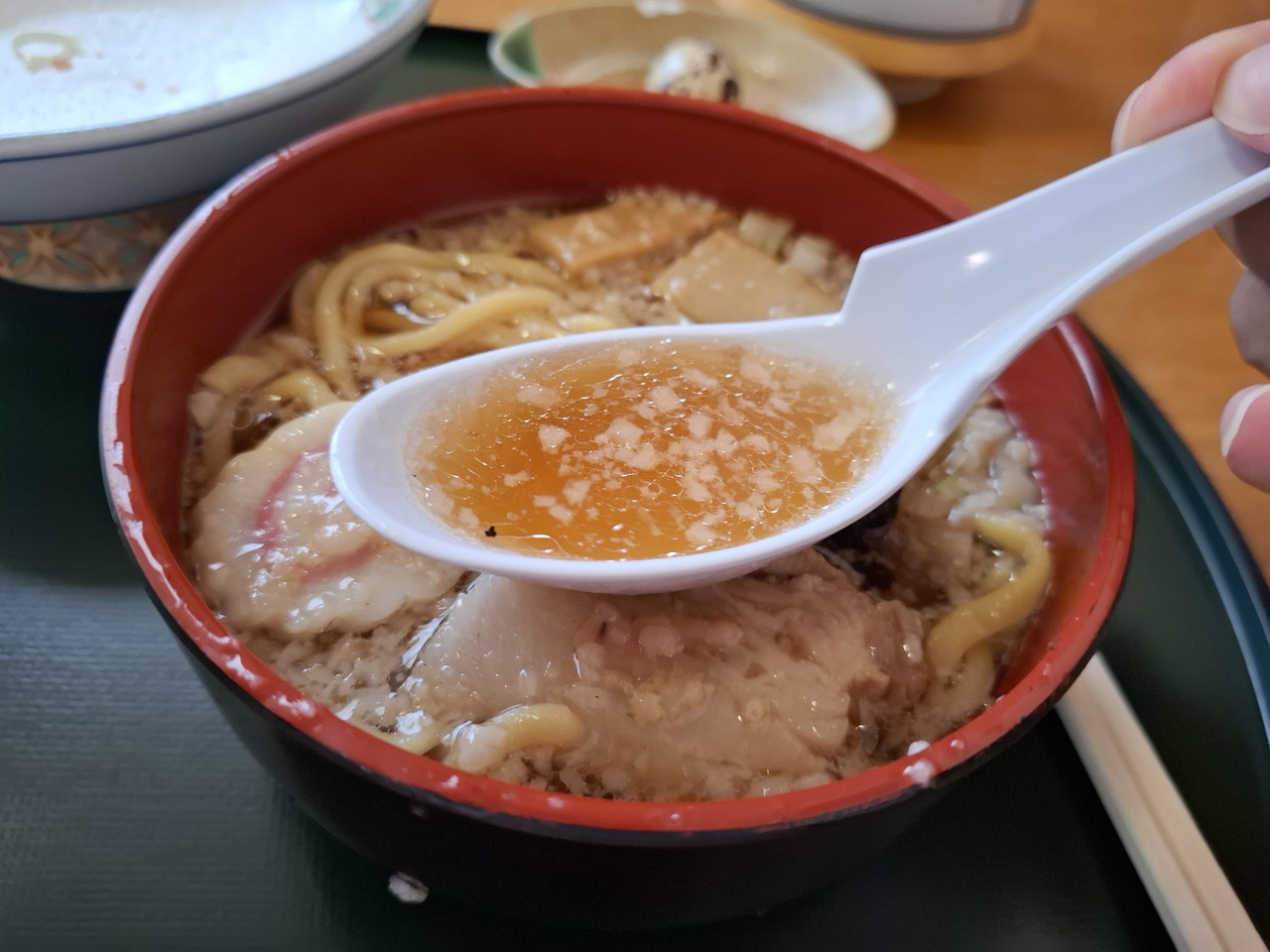 「食事処 日の出」ラーメン