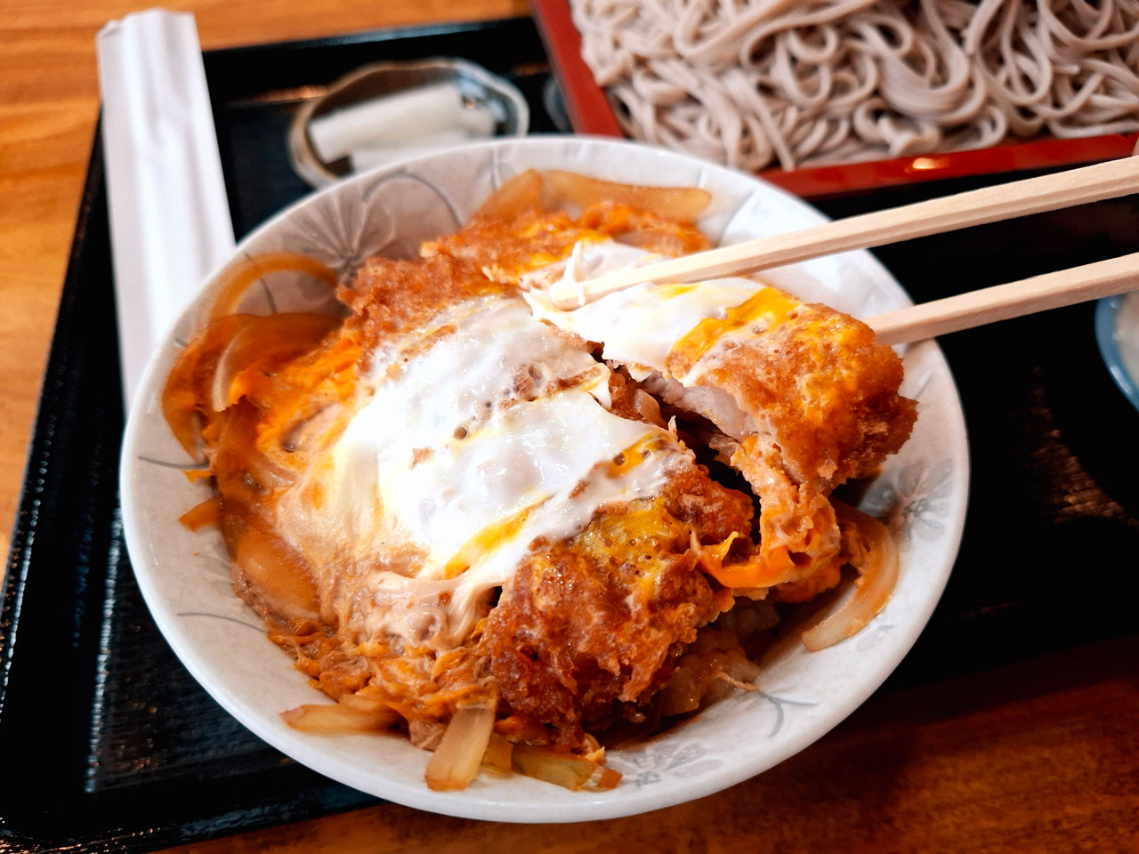 そば処 志のぶ カツ丼