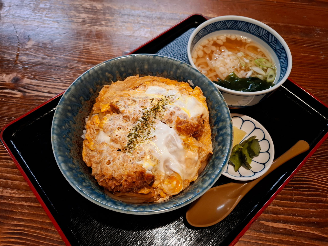 美可月 カツ丼