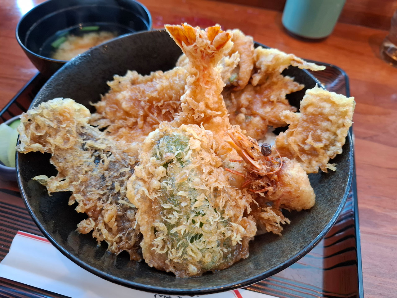 寄ってけ亭 上天丼の天ぷら