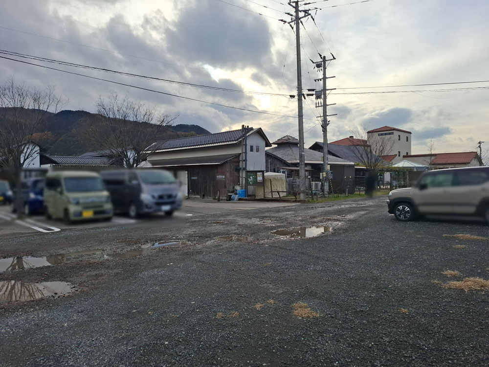 カーブドッチ 駐車場の様子